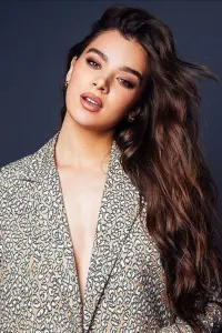 Фото Хейлі Стайнфельд (Hailee Steinfeld)