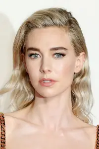 Фото Ванесса Кірбі (Vanessa Kirby)