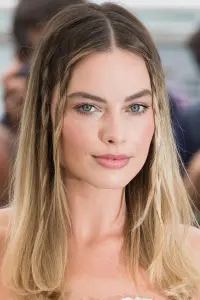 Фото Марго Роббі (Margot Robbie)