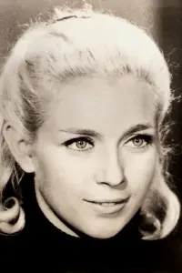 Фото Марі Дюбуа (Marie Dubois)