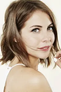 Фото  (Willa Holland)