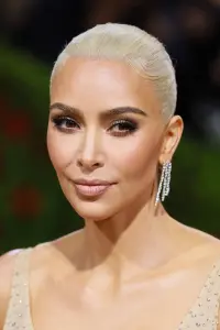 Фото Кім Кардаш'ян (Kim Kardashian)
