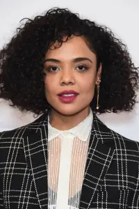 Фото Тесса Томпсон (Tessa Thompson)