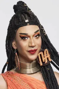 Фото  (Tia Kofi)