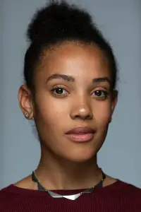 Фото  (Malaika Berenth Mosendane) #351826