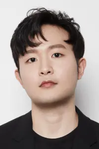 Фото  (Sunwoo Ye-kwon)