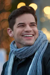 Фото Джеремі Джордан (Jeremy Jordan)