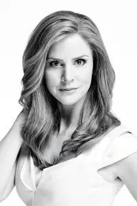 Фото  (Sarah Rafferty)