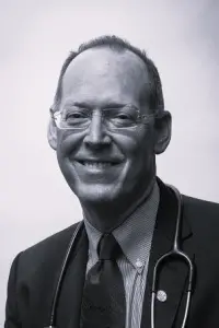 Фото  (Paul Farmer)