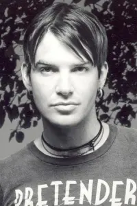 Фото  (Courtney Taylor-Taylor)