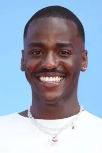 Фото Шуті Ґатва (Ncuti Gatwa) #327040