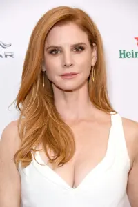 Фото  (Sarah Rafferty)