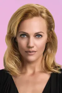 Фото  (Meryem Uzerli)
