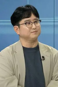 Фото  (Yoon Seong-ho)