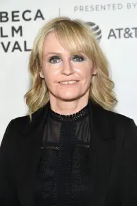 Фото Емер Рейнольдс (Emer Reynolds) #332593