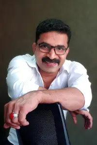 Фото  (Fais Umer)