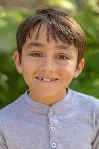 Фото  (Aaron Bradshaw)