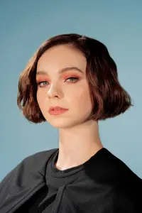 Фото Емма Майерс (Emma Myers)