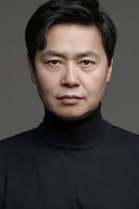 Фото  (Yoon Sang-ho)