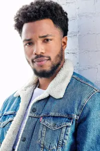 Фото  (Christopher Jefferson)