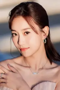 Фото Мікі Єнг (Miki Yeung)