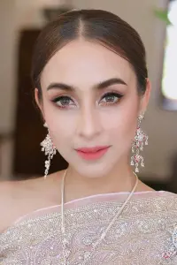 Фото  (Katreeya English)