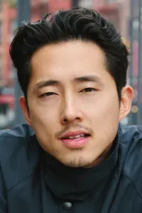 Фото Стівен Юн (Steven Yeun)