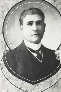 Фото  (Donald Hall)