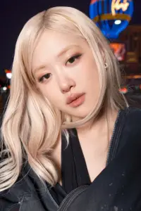 Фото  (ROSÉ) #331996