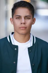 Фото  (Brandon Martinez)