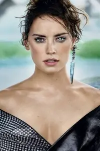 Фото Дейзі Рідлі (Daisy Ridley)