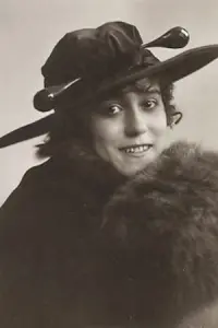 Фото  (Leontine Kühnberg)