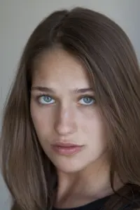 Фото Лола Кірк (Lola Kirke)