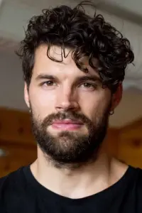 Фото Джоель Смолбоун (Joel Smallbone)