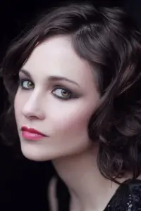 Фото Таппенс Міддлтон (Tuppence Middleton)