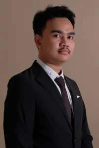 Фото  (M. Ridzky Ramadhani)