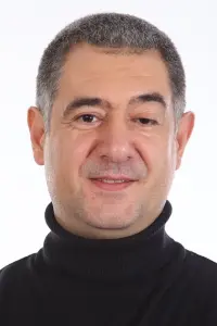 Фото  (Melih Ekener)