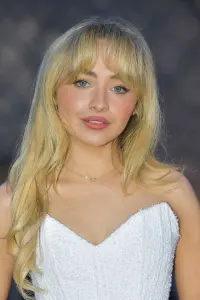 Фото Сабріна Карпентер (Sabrina Carpenter)