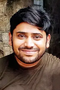 Фото  (Naveen Neni)