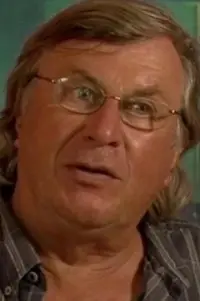 Фото  (Michael E. Briant)