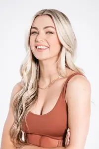 Фото  (Lindsay Arnold)
