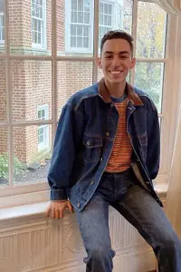 Фото  (Louie Baires) #494517