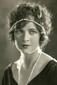 Фото  (Jacqueline Logan) #384192