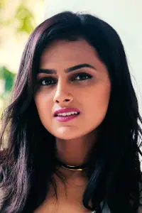 Фото Шраддха Шрінатх (Shraddha Srinath)