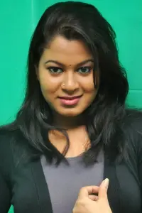Фото  (Priya Asmitha)