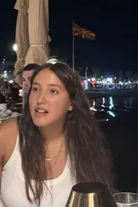 Фото  (Mia Azambuja)