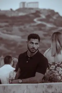 Фото  (Yiannis Papazachariou)