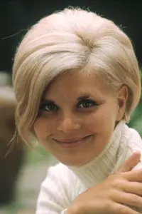 Фото  (Lone Hertz)