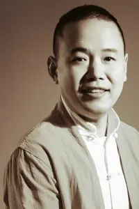 Фото  (Yizhi Tan)
