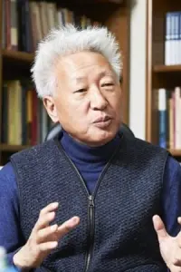 Фото  (Ryu Seok-chun)